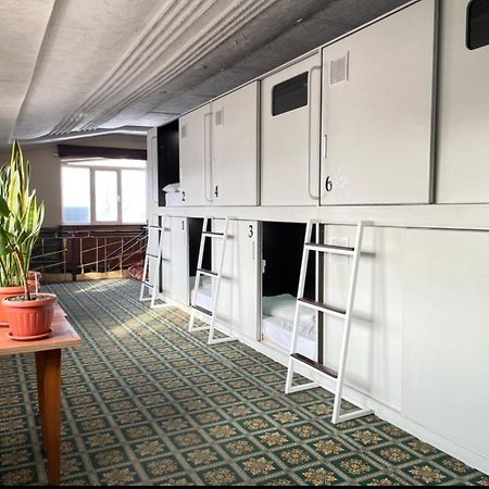 Capsule Hotel Technocave 비슈케크 외부 사진