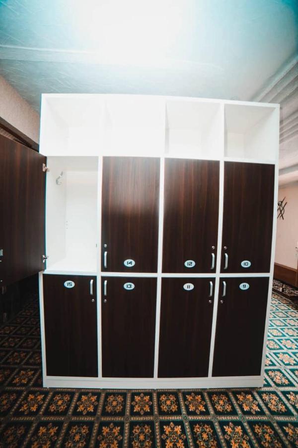 Capsule Hotel Technocave 비슈케크 외부 사진