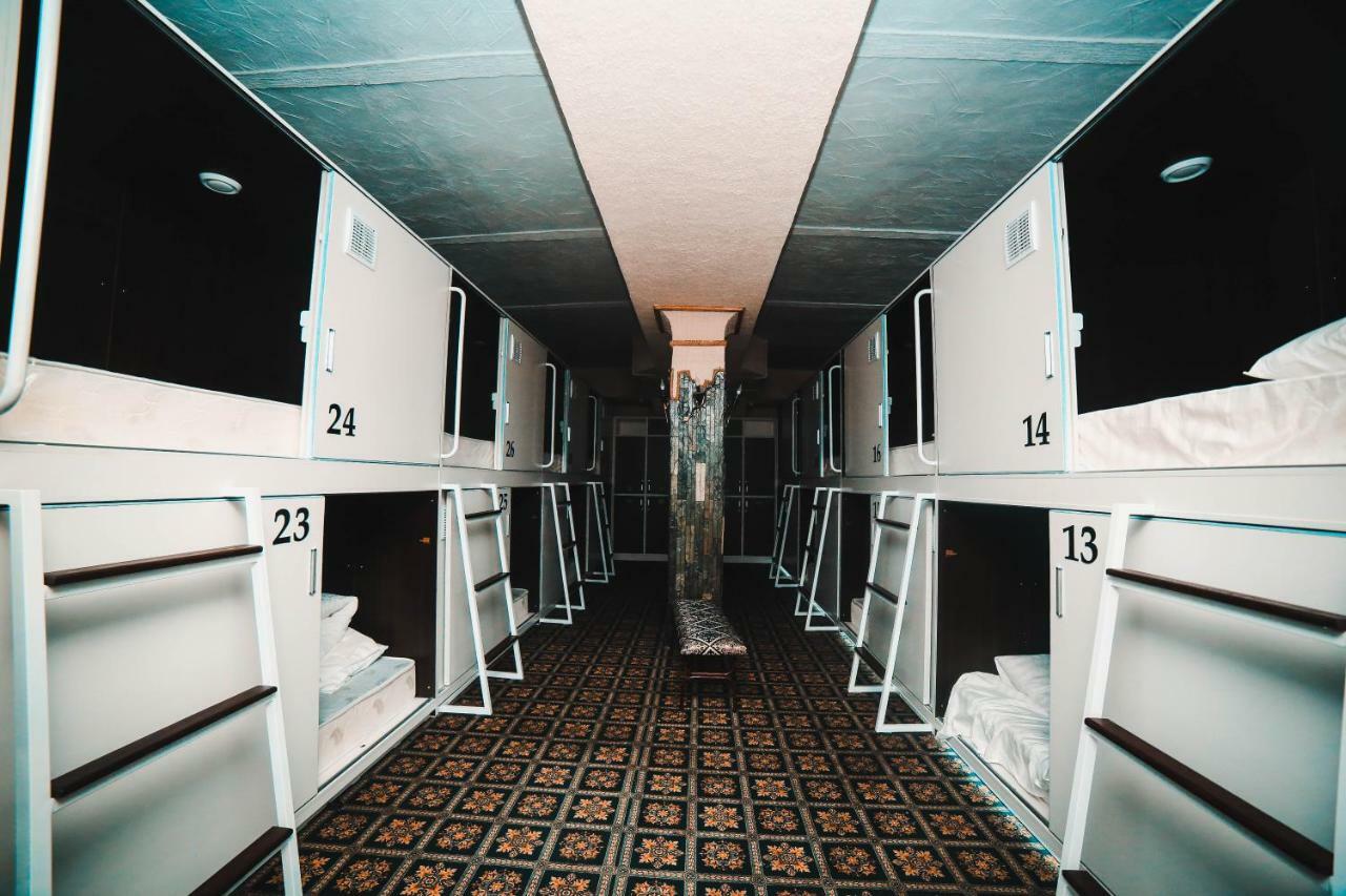 Capsule Hotel Technocave 비슈케크 외부 사진