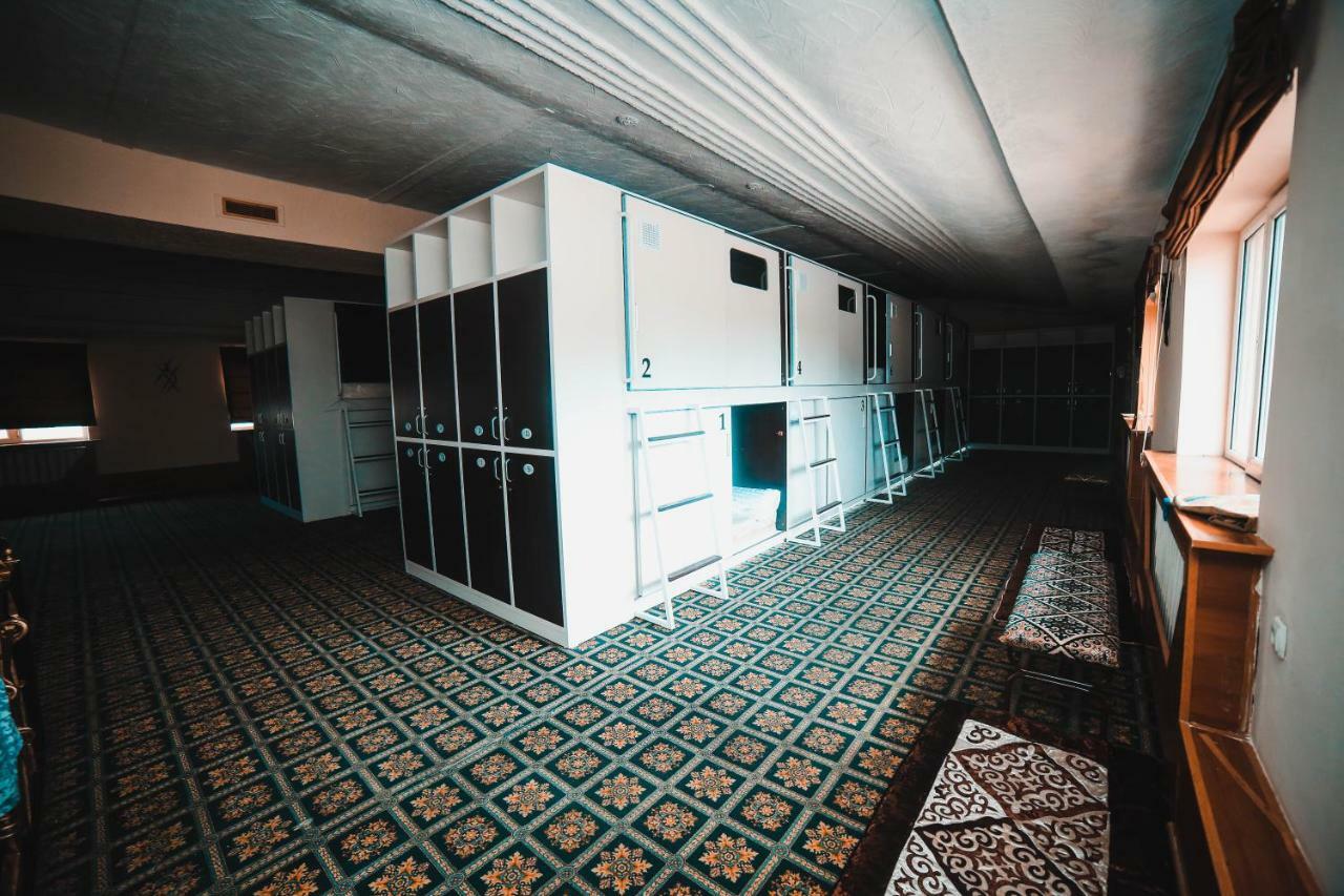 Capsule Hotel Technocave 비슈케크 외부 사진